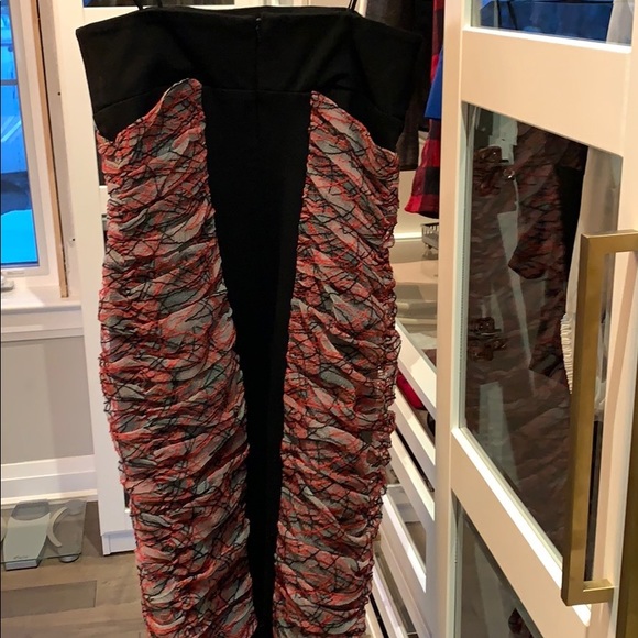 Strapless dress - Picture 3 of 5